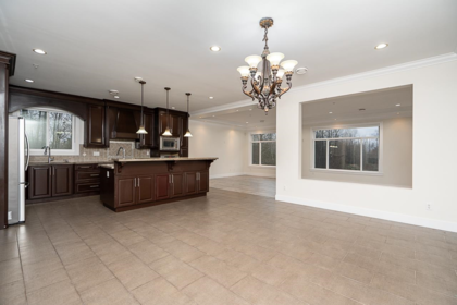 Kitchen Island Photo of 3701 Lincoln Avenue, Coquitlam, BC