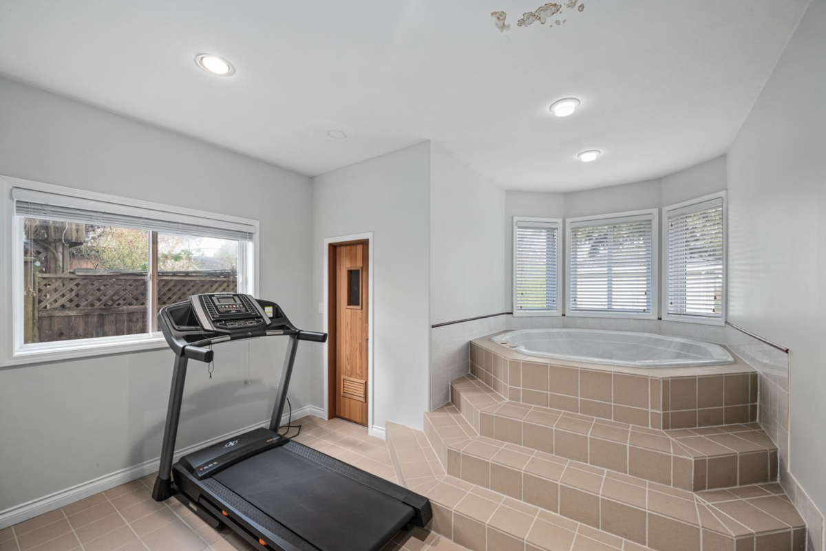 Basement Recreation Room Photo of 6611 Mang Road, Richmond, BC