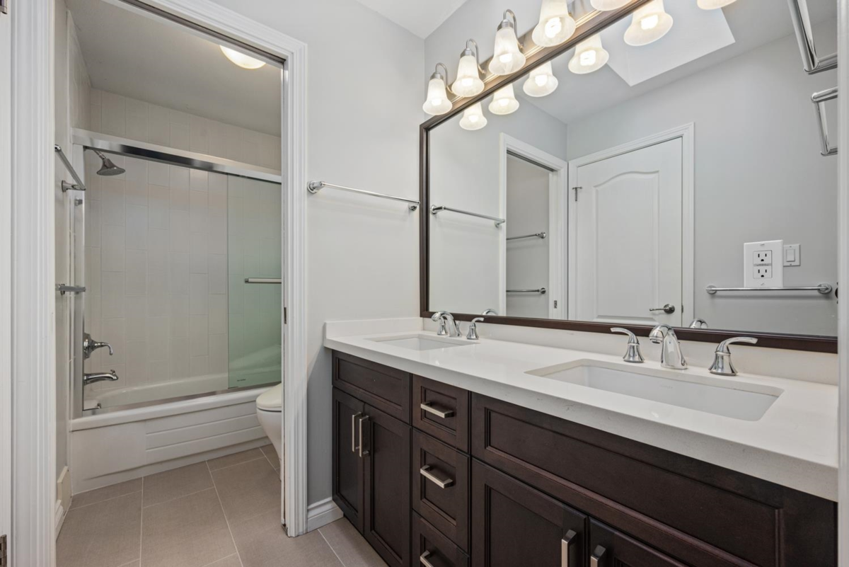 Outdoor Deck Photo of 6611 Mang Road, Richmond, BC