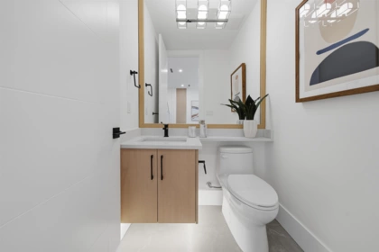 Guest Bathroom Photo of 1 10700 Aragon Road, Richmond, BC