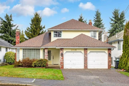 1819 Foster Avenue, Coquitlam, BC, Coquitlam — Single Family Residence for sale