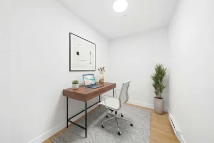 Hallway Photo of 101 15353 17 Avenue, Surrey, BC