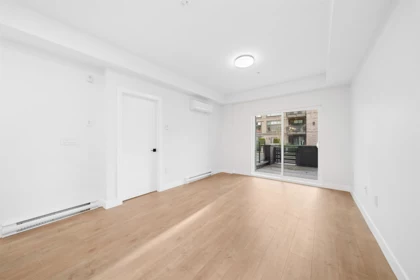 Powder Room Photo of 101 15353 17 Avenue, Surrey, BC