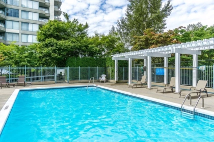 Hallway Photo of 203 13353 108 Avenue, Surrey, BC