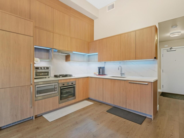 408 9333 Tomicki Avenue, Richmond, BC, Richmond — Apartment/Condo for sale