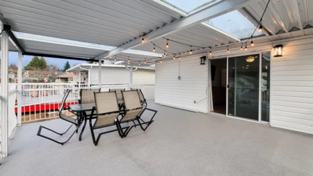 Garden / Landscaping Photo of 3153 Jervis Street, Port Coquitlam, BC