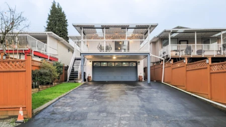 Outdoor Kitchen Photo of 3153 Jervis Street, Port Coquitlam, BC