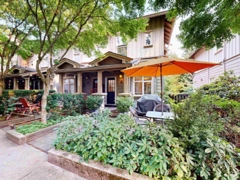 227 15 Sixth Avenue, New Westminster, BC