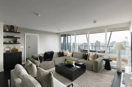 2504 1111 Richards Street, Vancouver, BC