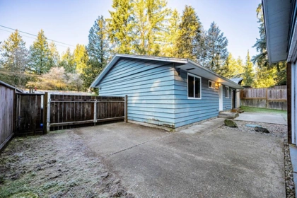 Mudroom Photo of 3906 200 Street, Langley, BC