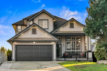 6813 197 Street, Langley, BC, Willoughby Heights — 7 bed single family residence for sale