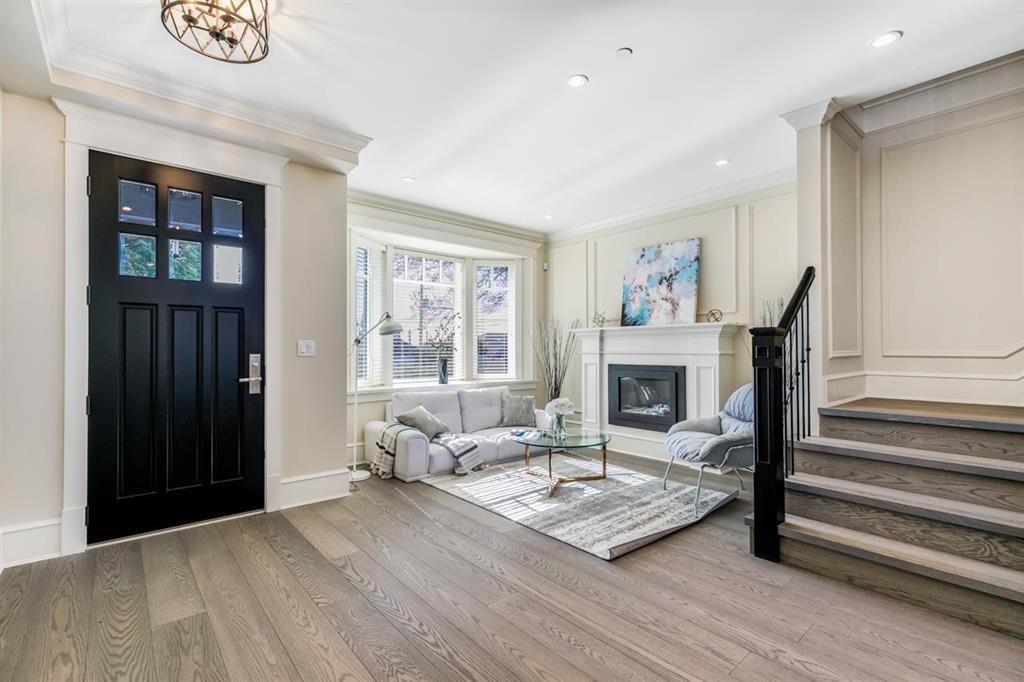 Living Room Photo of 1125 Park Drive, Vancouver, BC