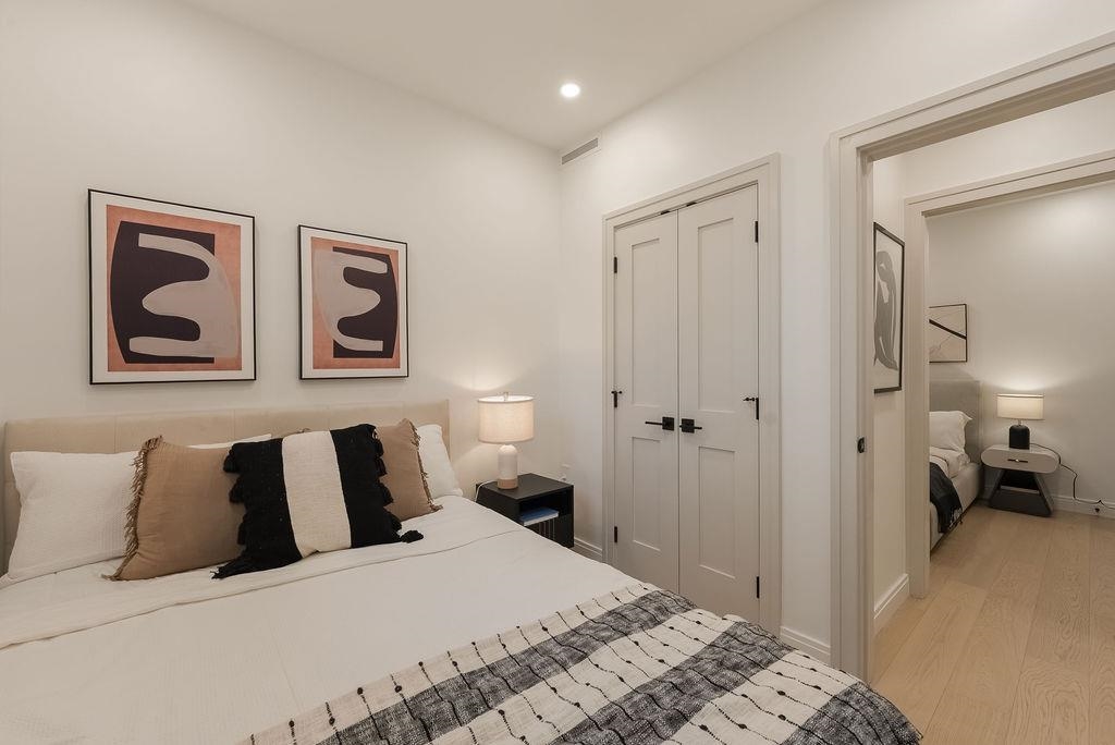 Garden / Landscaping Photo of 2540 Grant Street, Vancouver, BC