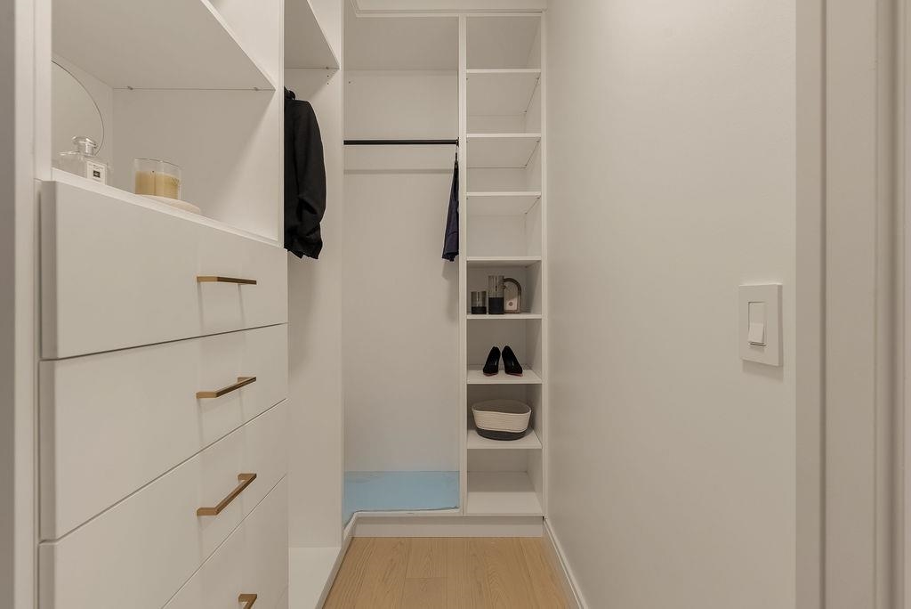 Hallway Photo of 2540 Grant Street, Vancouver, BC