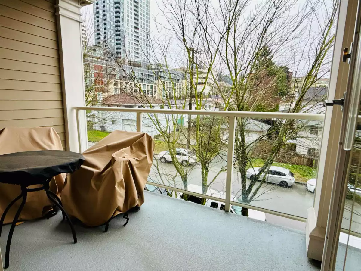 Pantry Photo of 301 3651 Foster Avenue, Vancouver, BC