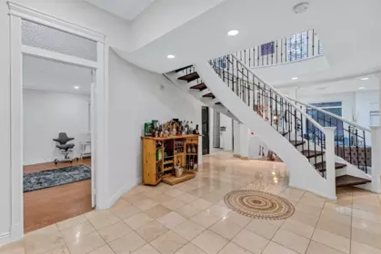 Loft / Bonus Room Photo of 1219 Arborlynn Drive, North Vancouver, BC