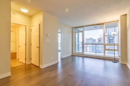 2703 2975 Atlantic Avenue, Coquitlam, BC