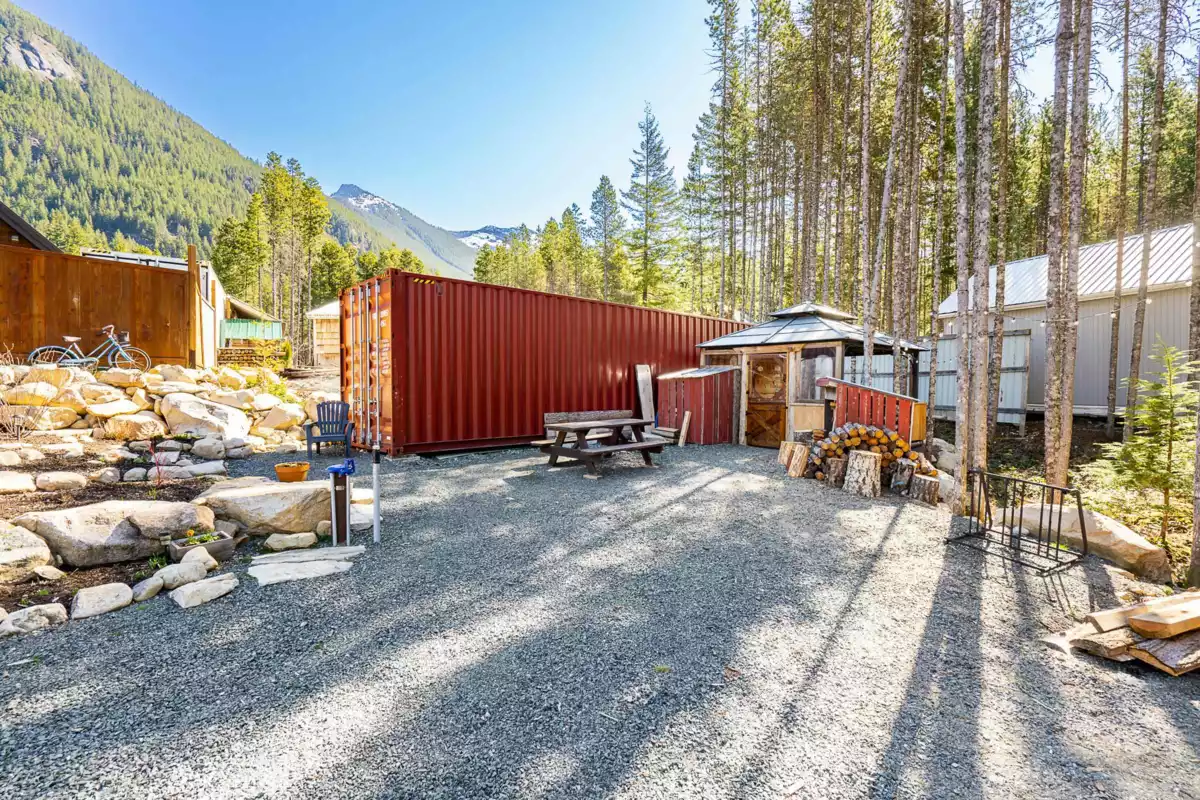 Front Yard Photo of 5362 W Paulsen Road, Chilliwack, BC