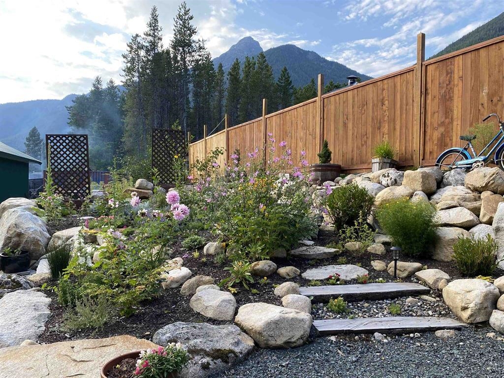 Garage Interior Photo of 5362 W Paulsen Road, Chilliwack, BC