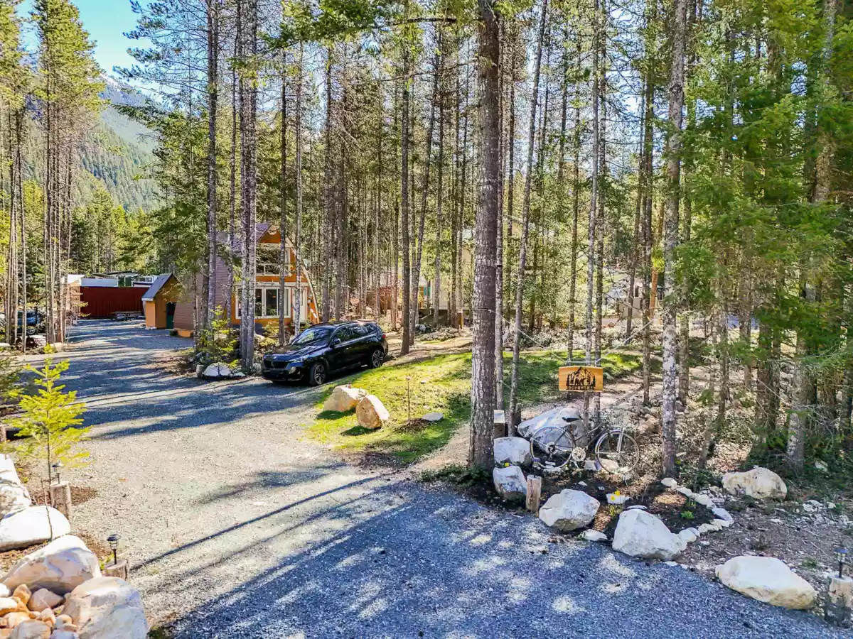 Swimming Pool Photo of 5362 W Paulsen Road, Chilliwack, BC