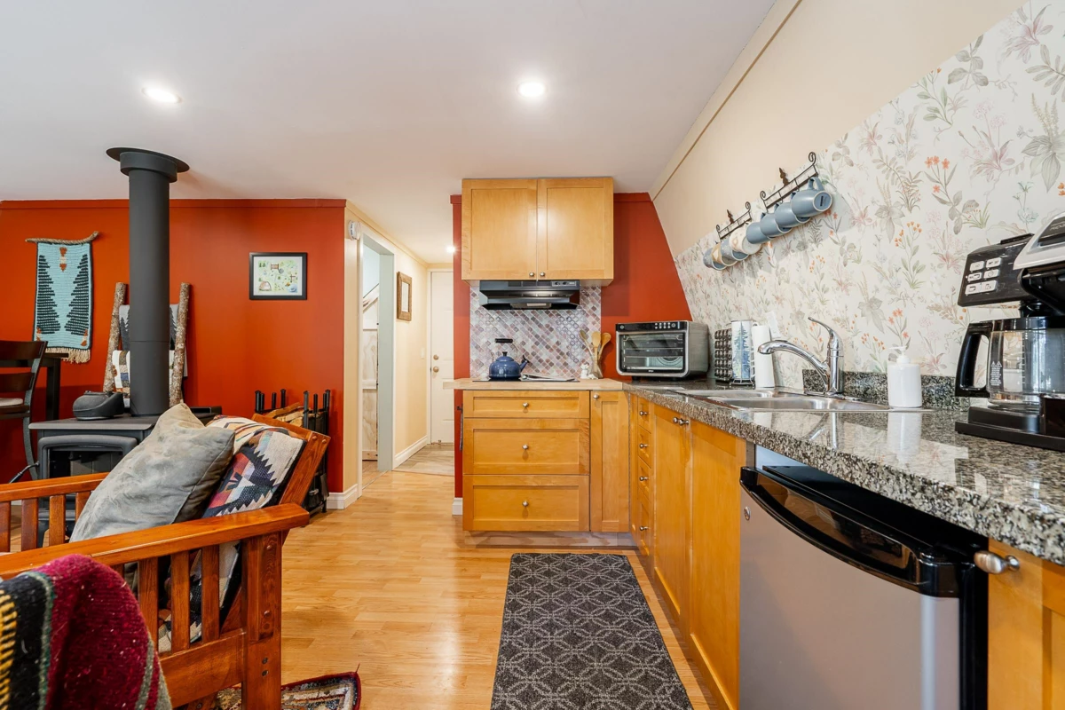 Walk-In Closet Photo of 5362 W Paulsen Road, Chilliwack, BC