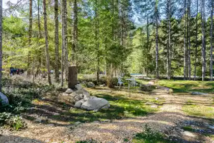 Hot Tub / Spa Photo of 5362 W Paulsen Road, Chilliwack, BC