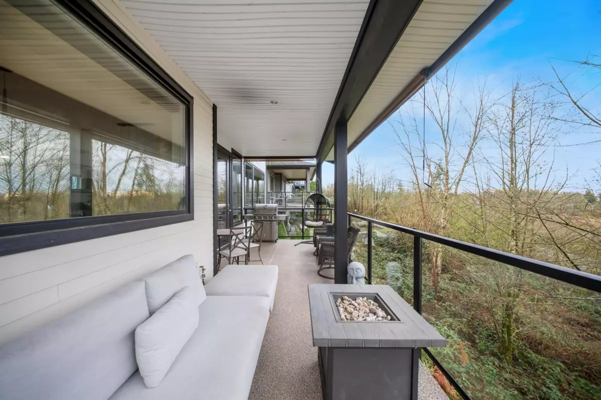 Walk-In Closet Photo of 13665 Mckercher Drive, Maple Ridge, BC