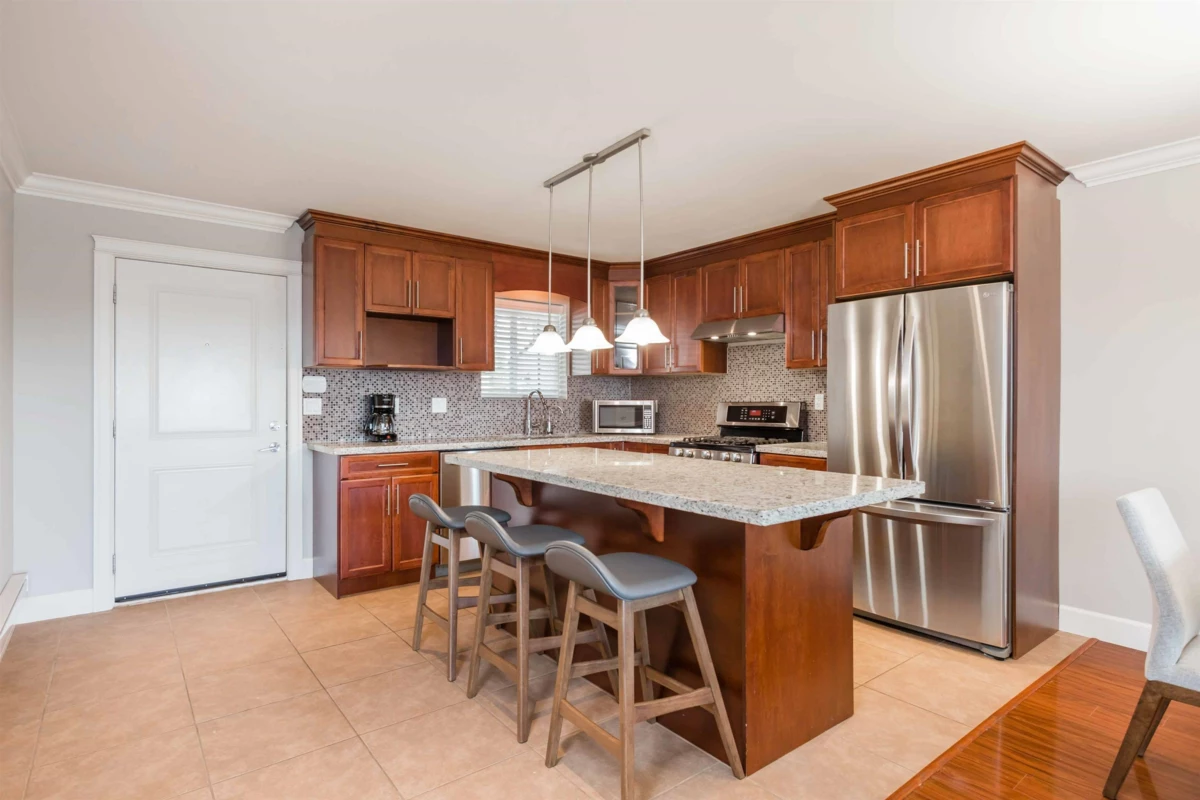 Dining Area Photo of 3 388 Ellesmere Avenue, Burnaby, BC