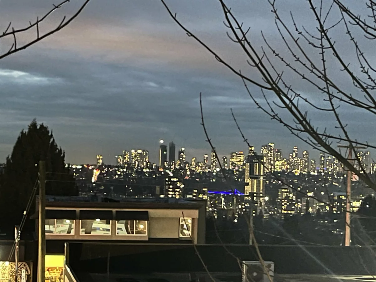 Mudroom Photo of 3 388 Ellesmere Avenue, Burnaby, BC