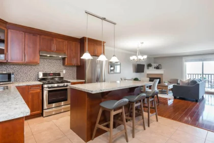 3 388 Ellesmere Avenue, Burnaby, BC, Burnaby — 3 bed townhouse for sale