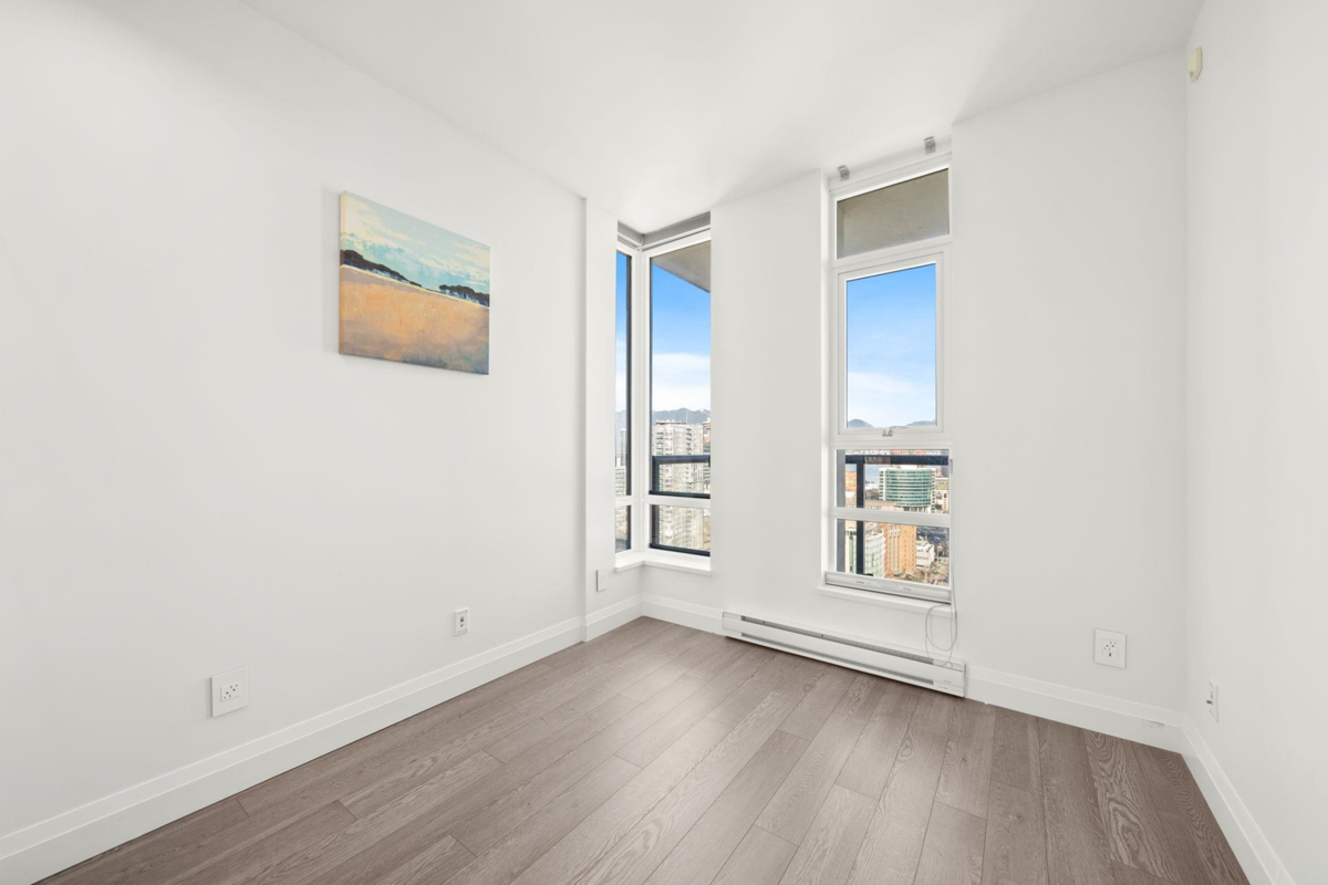 Kitchen Photo of 3705 928 Beatty Street, Vancouver, BC