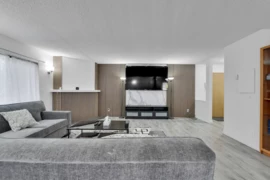 203 7064 133b Street, Surrey, BC