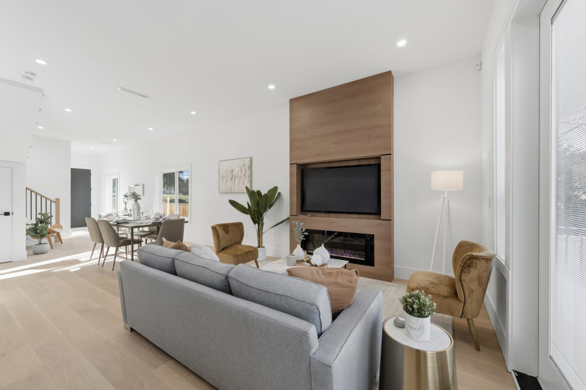 Dining Area Photo of 8233 114 Street, Delta, BC