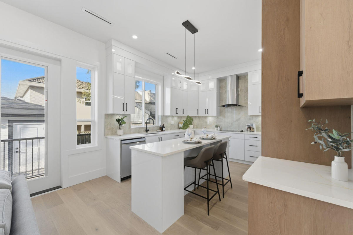 Kitchen Island Photo of 8233 114 Street, Delta, BC