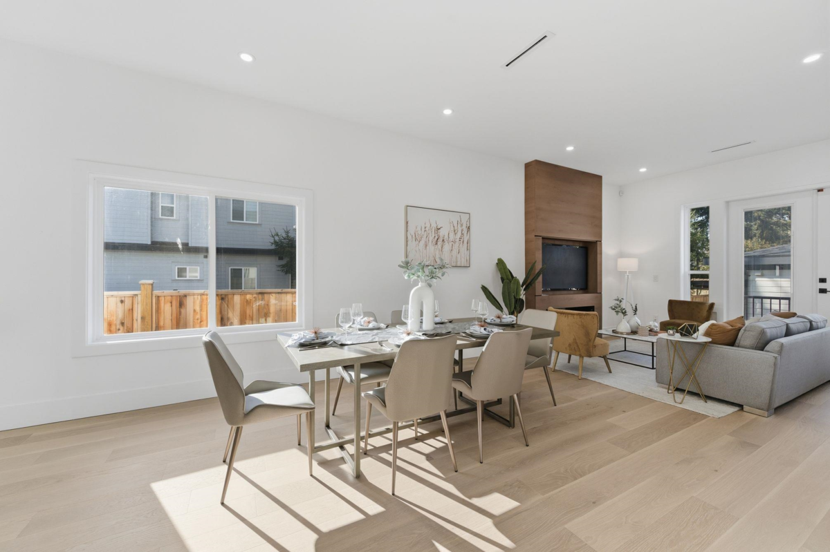 Living Room Photo of 8233 114 Street, Delta, BC