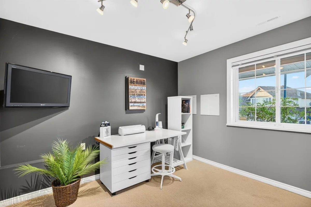 Bedroom 4 Photo of 21628 47a Avenue, Langley, BC