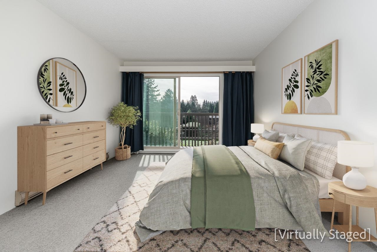 Hallway Photo of 216 9847 Manchester Drive, Burnaby, BC