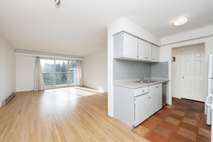 Bedroom 4 Photo of 216 9847 Manchester Drive, Burnaby, BC