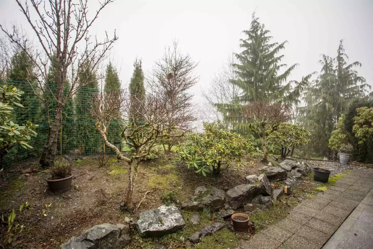 Entry Foyer Photo of 9 35931 Empress Drive, Abbotsford, BC