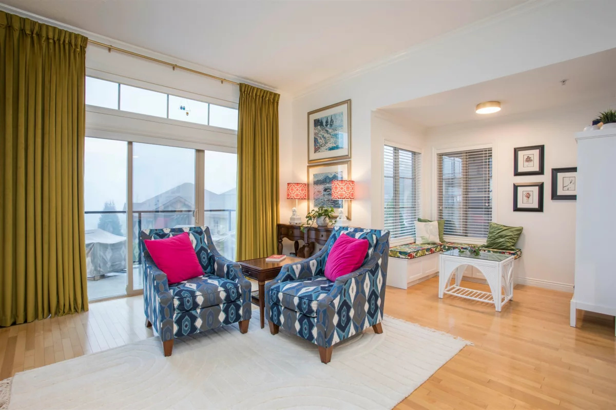 Kitchen Island Photo of 9 35931 Empress Drive, Abbotsford, BC