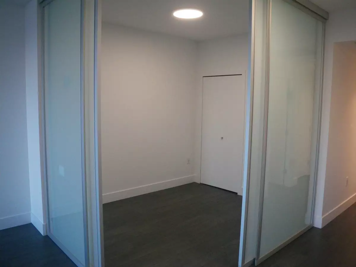 Walk-In Closet Photo of 316 2435 Kingsway, Vancouver, BC