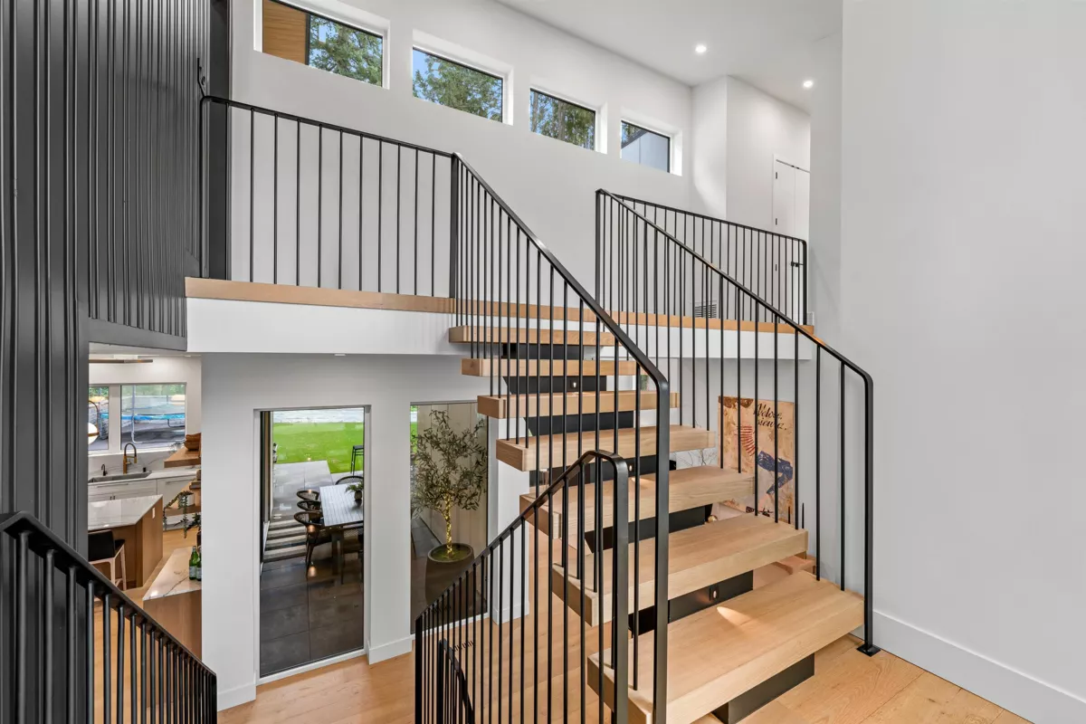 Powder Room Photo of 4528 Skyline Drive, North Vancouver, BC