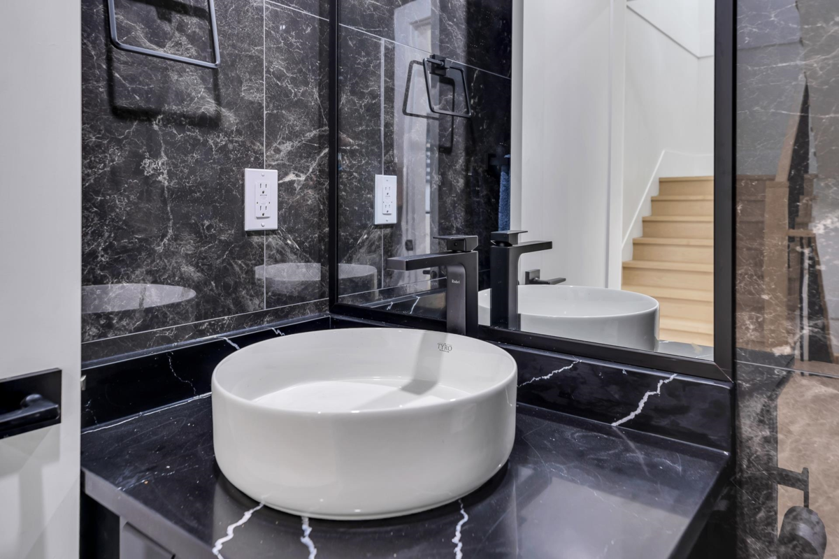 Basement Recreation Room Photo of 1680A Mckenzie Road, Abbotsford, BC