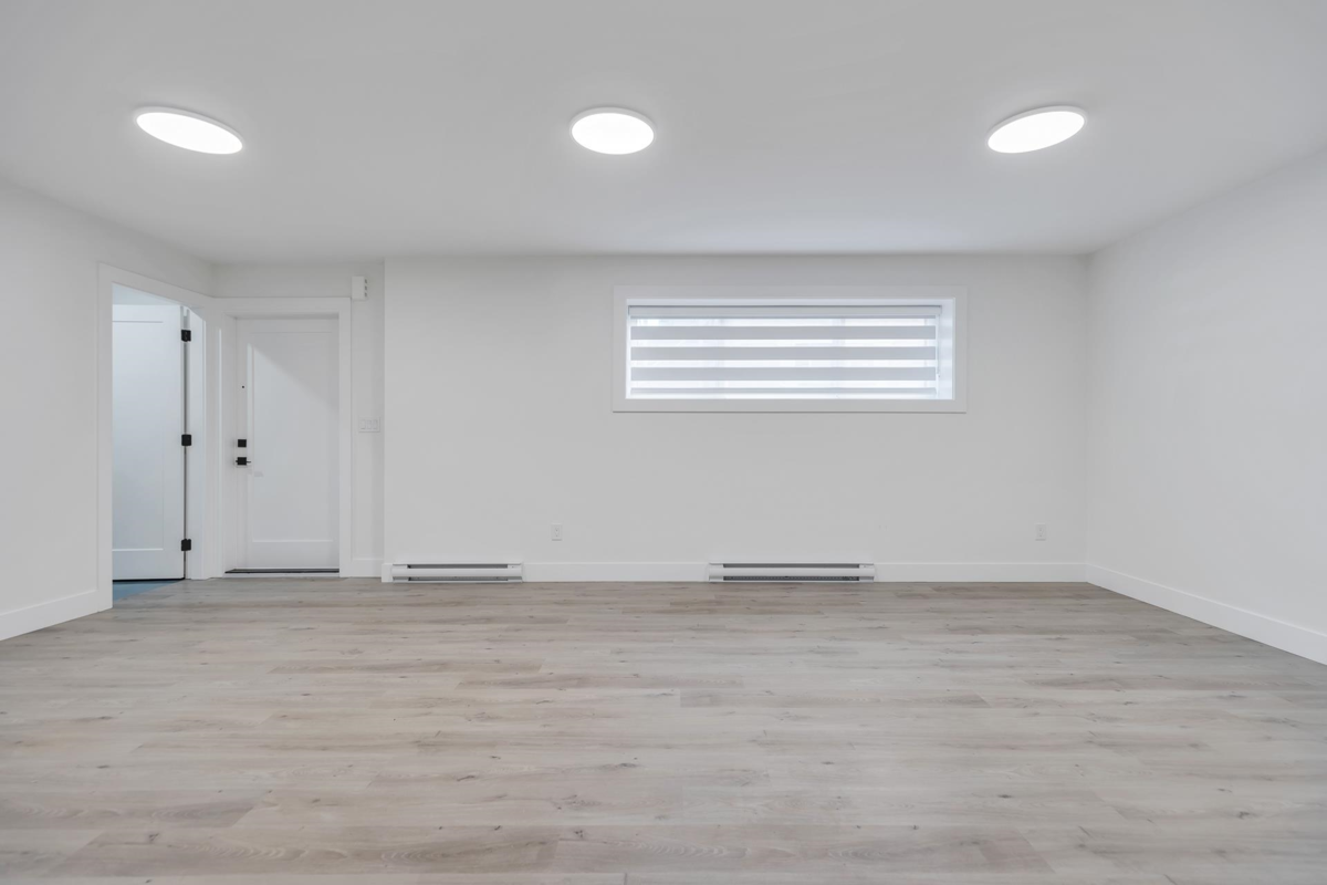 Hot Tub / Spa Photo of 1680A Mckenzie Road, Abbotsford, BC