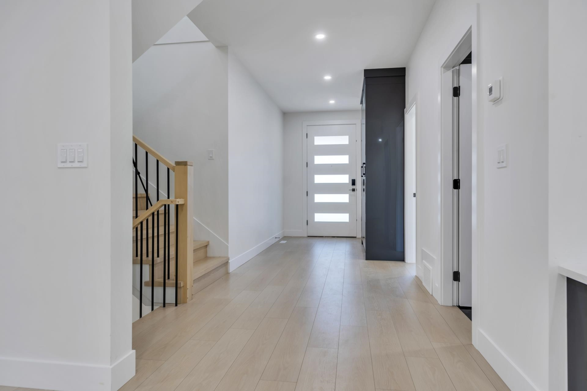 Living Room Photo of 1680A Mckenzie Road, Abbotsford, BC