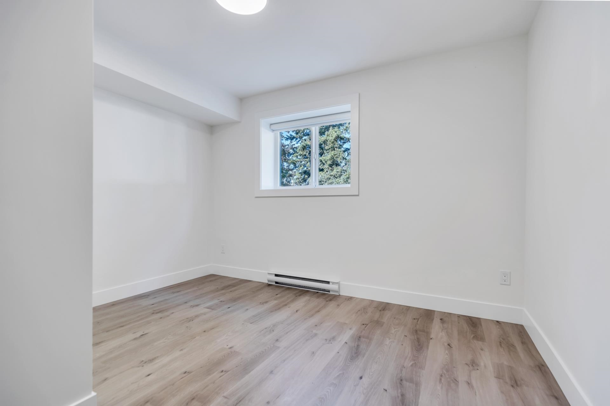 Neighborhood Park Photo Near 1680A Mckenzie Road, Abbotsford, BC