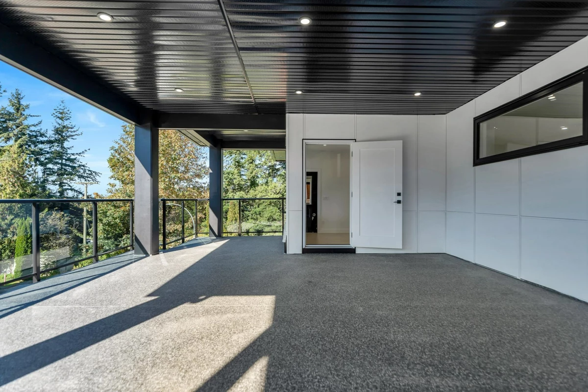 Outdoor Patio Photo of 1680A Mckenzie Road, Abbotsford, BC