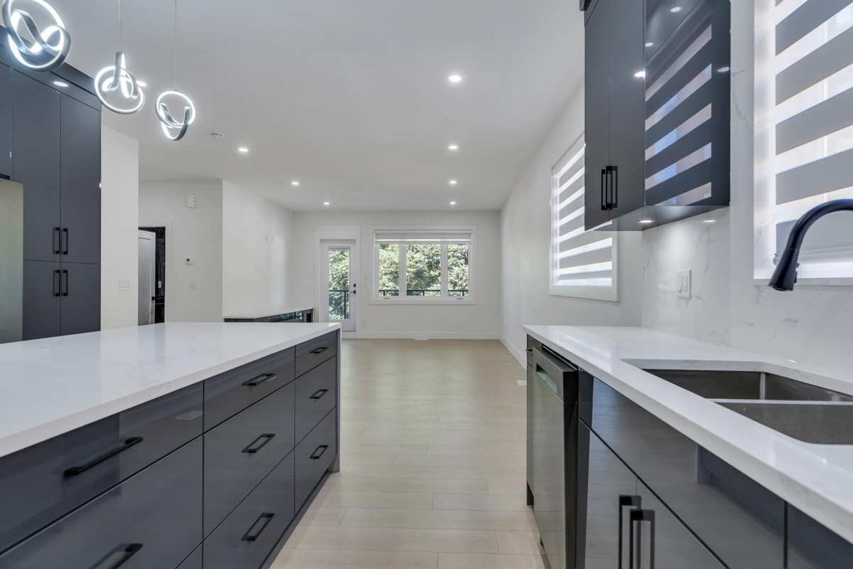 Primary Bathroom Photo of 1680A Mckenzie Road, Abbotsford, BC