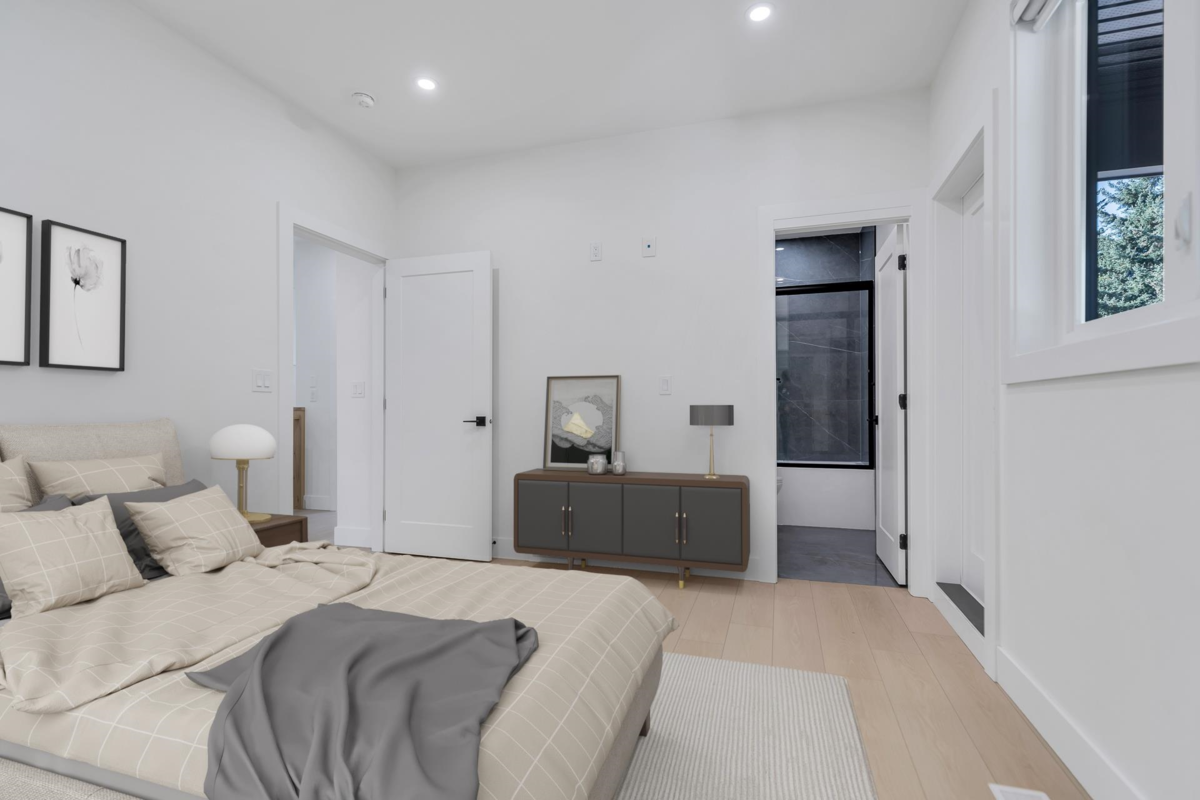 Staircase Photo of 1680A Mckenzie Road, Abbotsford, BC