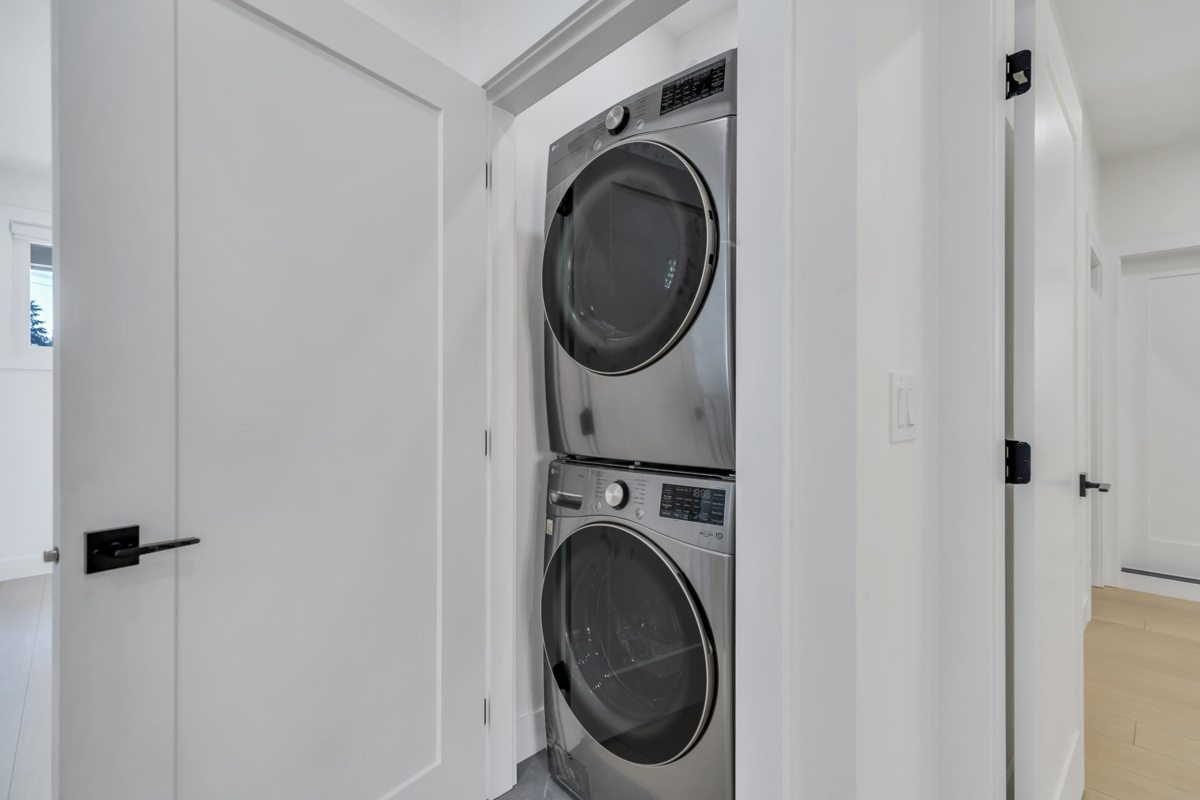 Swimming Pool Photo of 1680A Mckenzie Road, Abbotsford, BC